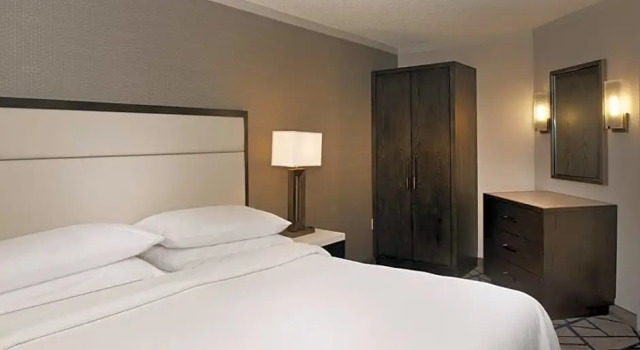 Люкс с 2 комнатами Embassy Suites by Hilton Portland Tigard
