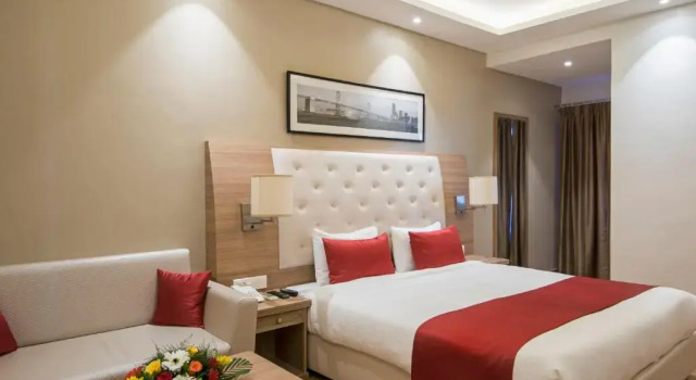 Номер Premier Kalinga Hotel