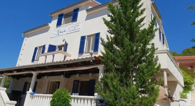 Villa Rava rooms & restaurant