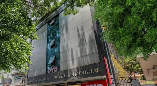 Oyo Flagship 29891 Hotel Karpagam Gandhipuram, Забронировать Отель Отели штата Тамилнада 3 звезды, 3*