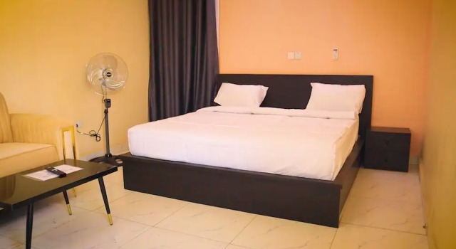 Joseph's Crown Residence, Book Lejlighed Abuja Bwari
