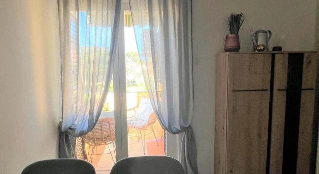 Holiday apartment Summer escape & 2 bikes, Забронировать Апартаменты/квартира Апартаменты Ровинь, рядом с Church of Saint Benedict Rovinj, Апартаменты/квартира