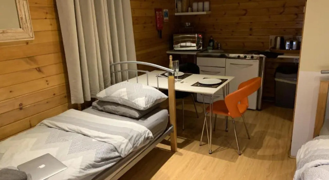 Southernwood - Garden Lodge 5, Забронировать Отель Отели в центре Дидкот, в центре