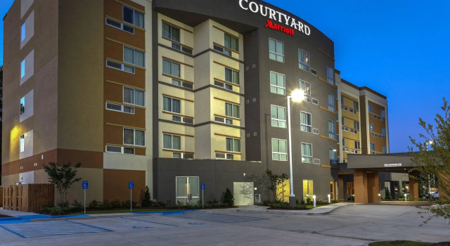 Courtyard by Marriott Hammond, Забронировать Отель Хаммонд Луизиана