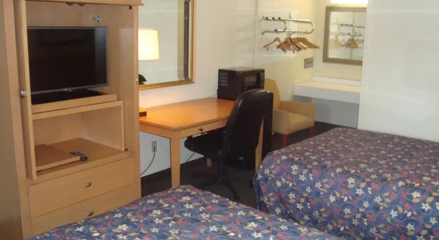 Super 8 by Wyndham Monticello NY, Prenota Hotel Monticello Sullivan County