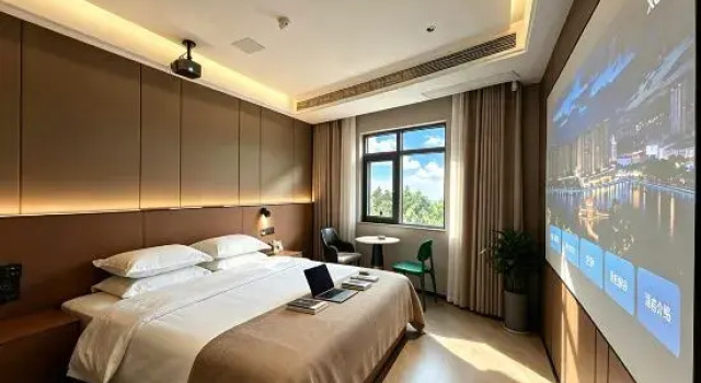 Семейный люкс Jinhuang Future Hotel (Honghezhou Government Branch)
