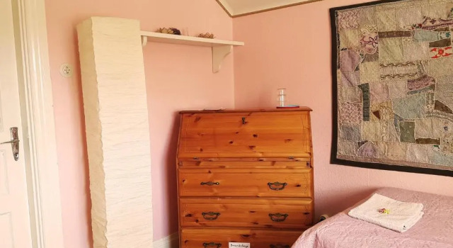 Garpenbergs B&B, Rezerwuj Bed and Breakfast Hotele w Svealand z parkingiem, Parking