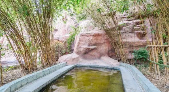Guangyuan Jianmenguan Tianci Hot Spring Vacation Hotel, Забронировать Отель Отели Гуанъюань 4 звезды, 4*