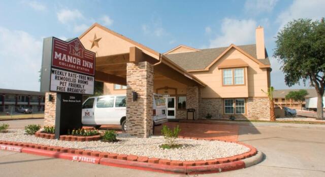 Red Roof Inn College Station, Buchen Sie Hotel Hotels in College Station mit Pool, in der Nähe von Lemon Tree Park, Schwimmbad