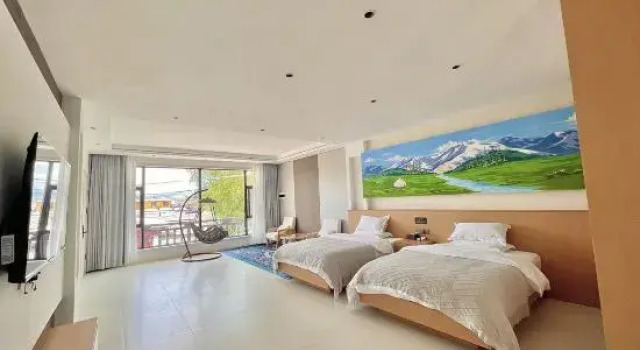 Narati Morning Courtyard Homestay (Nalati Scenic Area), Prenota Hotel Hotel a Xinjiang con parcheggio, Parcheggio