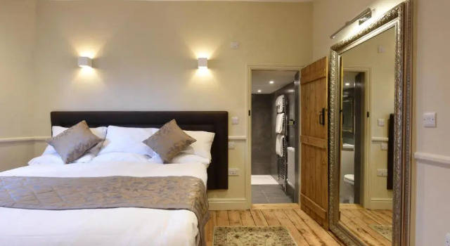 Deluxe Kahden hengen huone puutarhanäkymä Sutherland House
