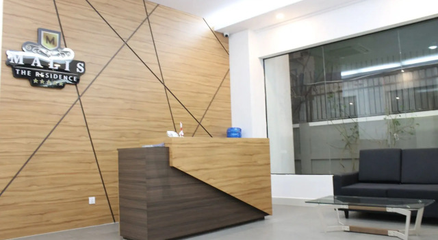 Malis the Residence & Hotel