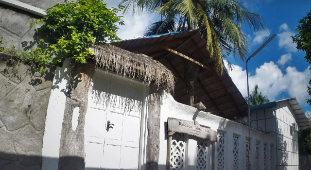 The Island Escape, Book Hotel Rasdhoo Ari Atoll