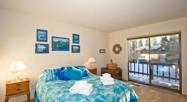 2485 Tepee Ct., Забронировать Дом для отпуска Саут-Лейк-Тахо South Lake Tahoe Area