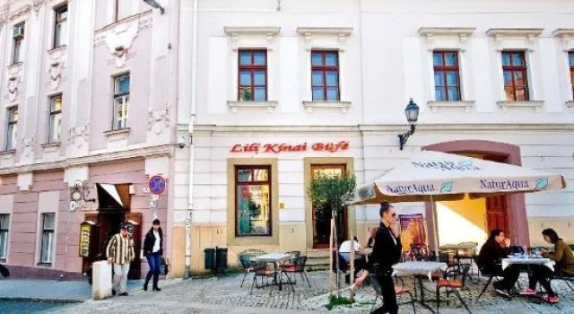 CentrÁlom Apartman, Prenota Appartamento Hotel economici a Southern Transdanubia