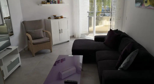 Skol 320C by Completely Marbella, Забронировать Отель Отели Марбелья с бассейном, рядом с Музей гравюры, Бассейн