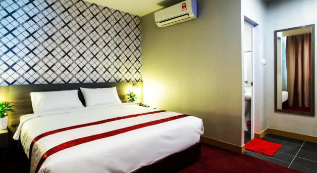 Номер Deluxe LS Hotel