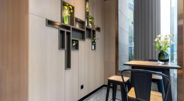 Tuke China Hotel, Rezerwuj Hotel Hotele w Czengczou z parkingiem, Parking