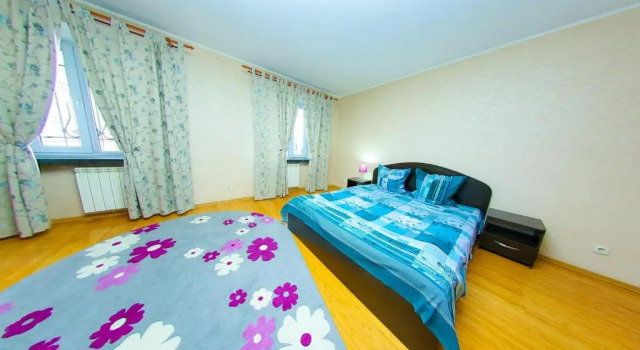 Апартаменты Apartment On Krylova 66