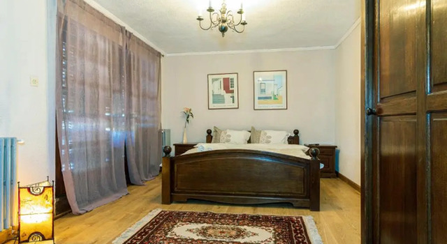 Toscana Villa, Rezerwuj Willa Hotele w Ilfov z parkingiem, Parking