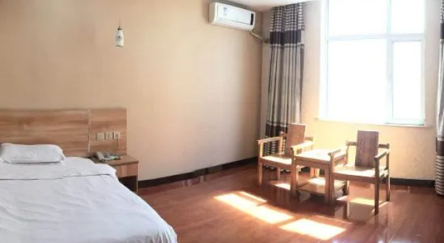 Номер Standard Xinle Dekaiyuan Express Hotel