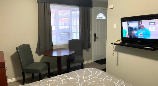 Номер Standard Lakeshore Suites
