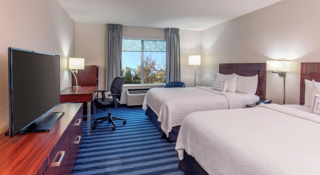 Четырёхместный номер Standard Spark by Hilton Lancaster