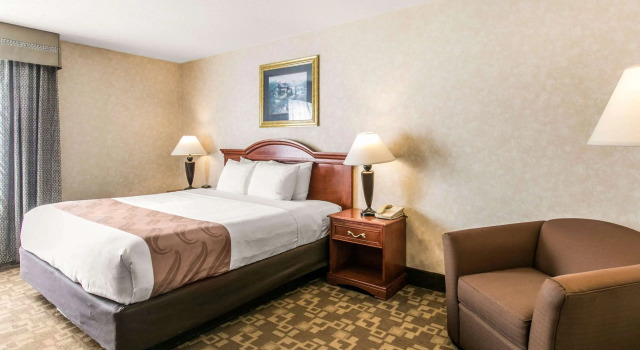 Quality Inn Edison-New Brunswick, Забронировать Отель Эдисон North Jersey