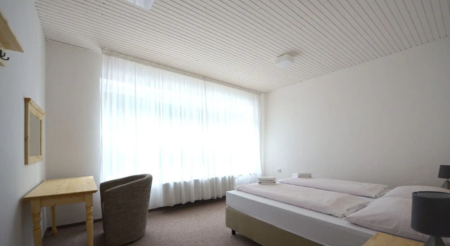 Апартаменты Hotel Lenka
