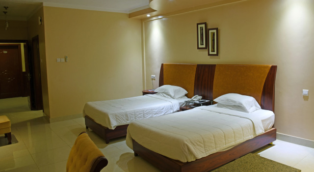 Imperial Golf View Hotel, Book Hotel Businesshoteller i Eastern Uganda, 4* 5*