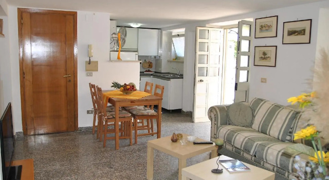 Stones Garden - One Bedroom