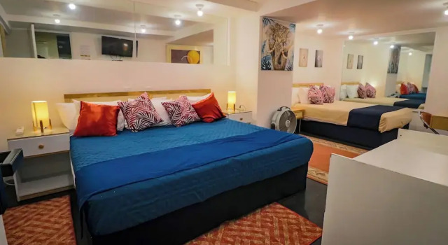 Четырёхместный номер Economy Hotel Emma