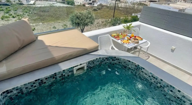 Полулюкс White Harmony Suites