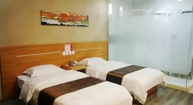 Двухместный номер Standard Thank Inn Hotel Shandong Qingdao Railway North Station Junfeng Road
