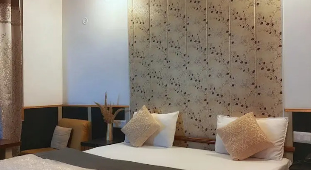 Номер Deluxe Plaza Hotel