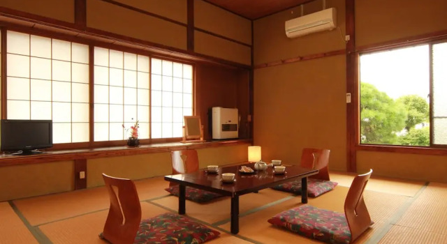 Echigoya Ryokan, Buchen Sie Pension Hotels in Saitama mit Parkplatz, Parkplätze