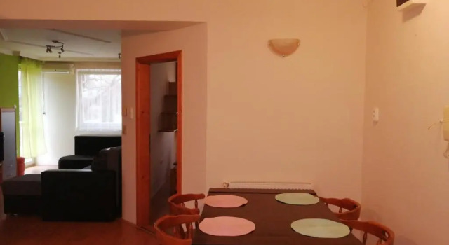Апартаменты Lara Apartman