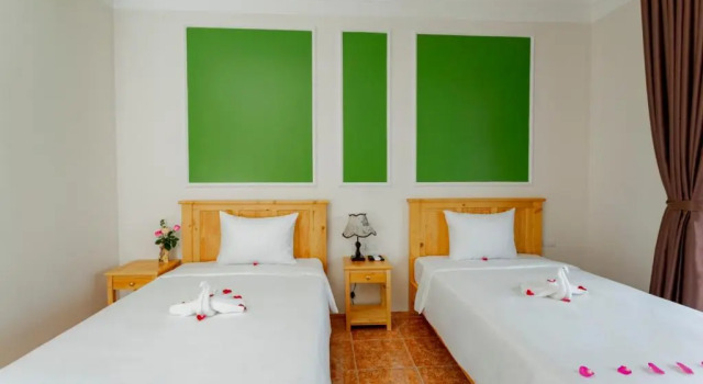 Двухместный номер Deluxe с балконом Sea and Sand Hotel