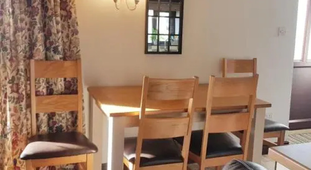 Wethercote Cottage, Varaa Lomakoti Mökit kohteessa Merseyside, Mökki