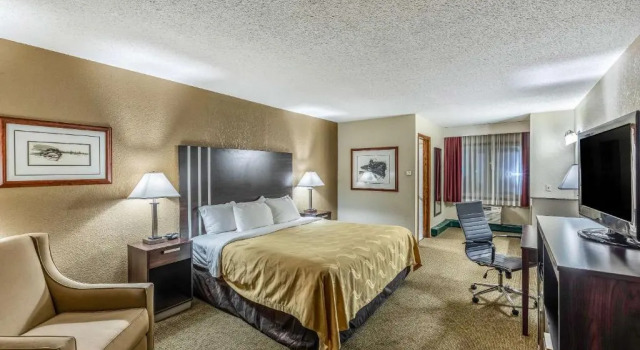 Номер Standard Quality Inn Wausau