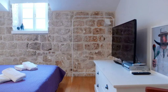 Dolce Vita Stone House Hvar