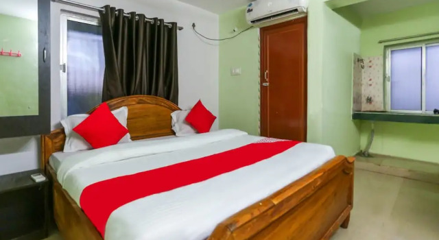 Двухместный номер Standard SPOT ON 32358 Sai Sadanand Residency