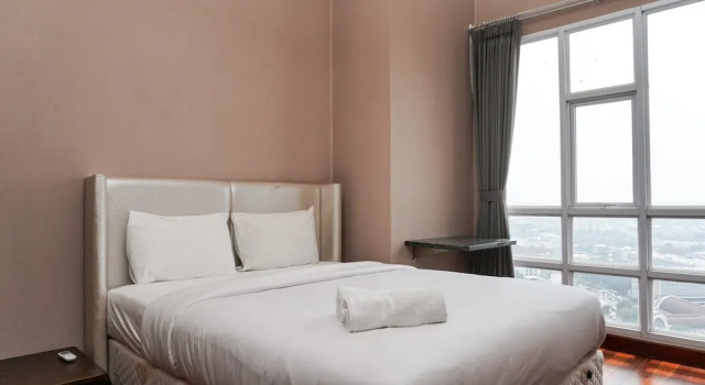 Fabulous 2BR Lucky Tower Apartment, Забронировать Апартаменты/квартира Отели Джакарты с бассейном, рядом с Glodok Market, Бассейн