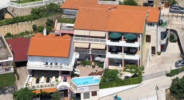 Apartments Fortuna, Rezerwuj Apartament Lokva Rogoznica Split Region