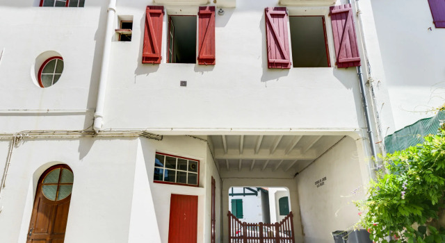 Apartment Andree Baita