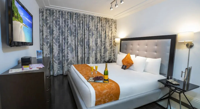 Двухместный номер Classic Riviera Suites