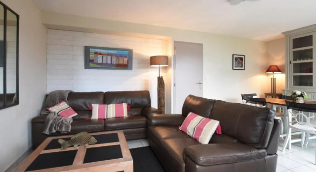 Maison La Couarde-sur-Mer, 4 pièces, 6 personnes - FR-1-258-8, Rezerwuj Hotel Hotele w Charente-Maritime z basenem, Basen