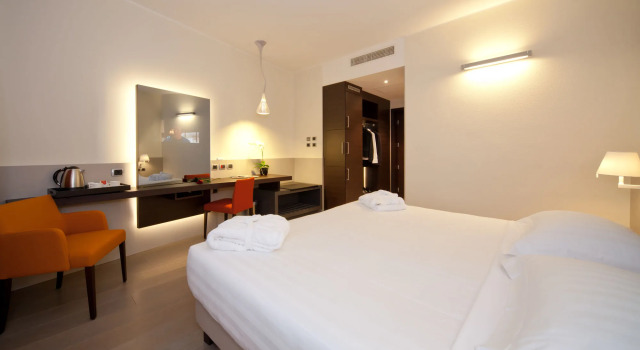 Rmh Modena Des Arts