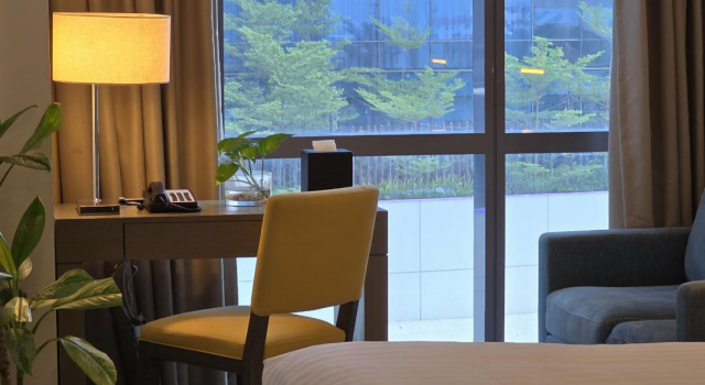 MCollection - Resort-style Comfort Near Mactan Airport, Book Hotel Mactan 