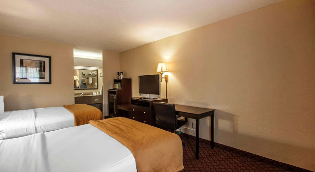Standardowy czteroosobowy pokój Quality Inn & Suites Covington